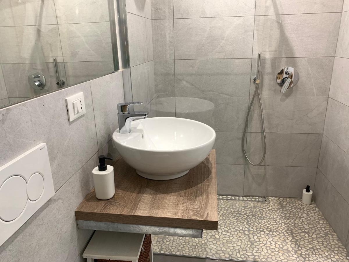 Metroloft Bed & Breakfast Bologna Exterior foto
